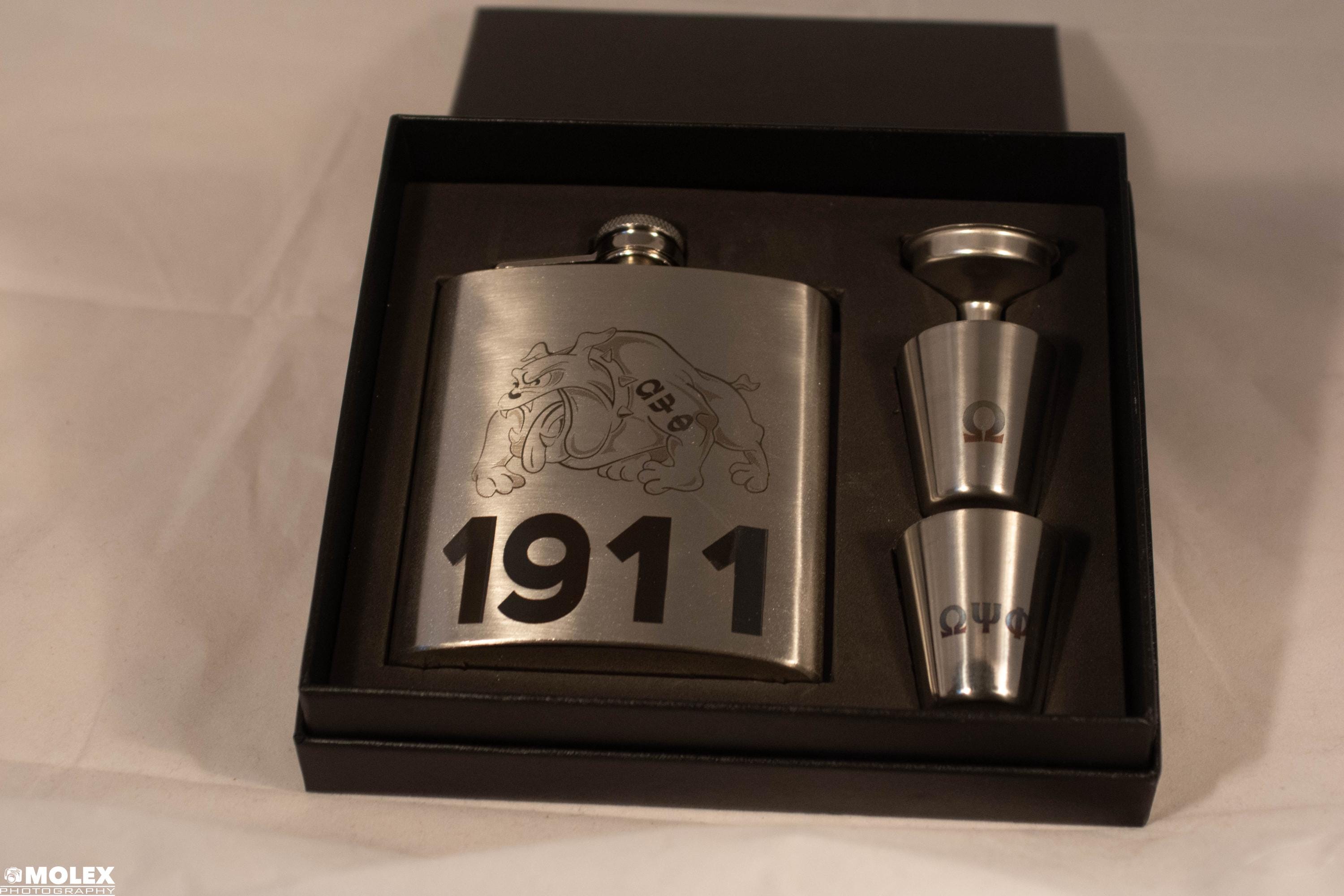 Omega Flask Set