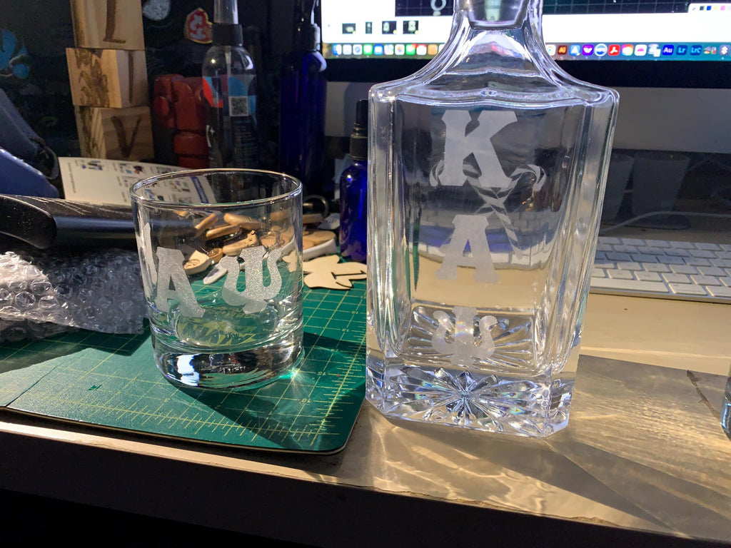 Kappa Whisky Decantor And 2 Whisky Glasses
