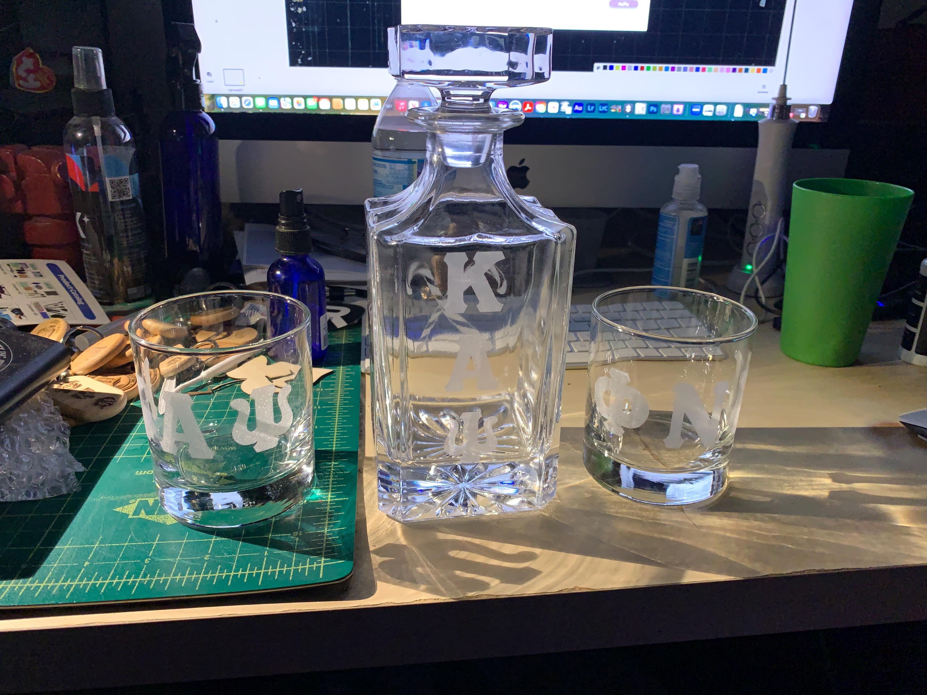 Kappa Whisky Decantor And 2 Whisky Glasses