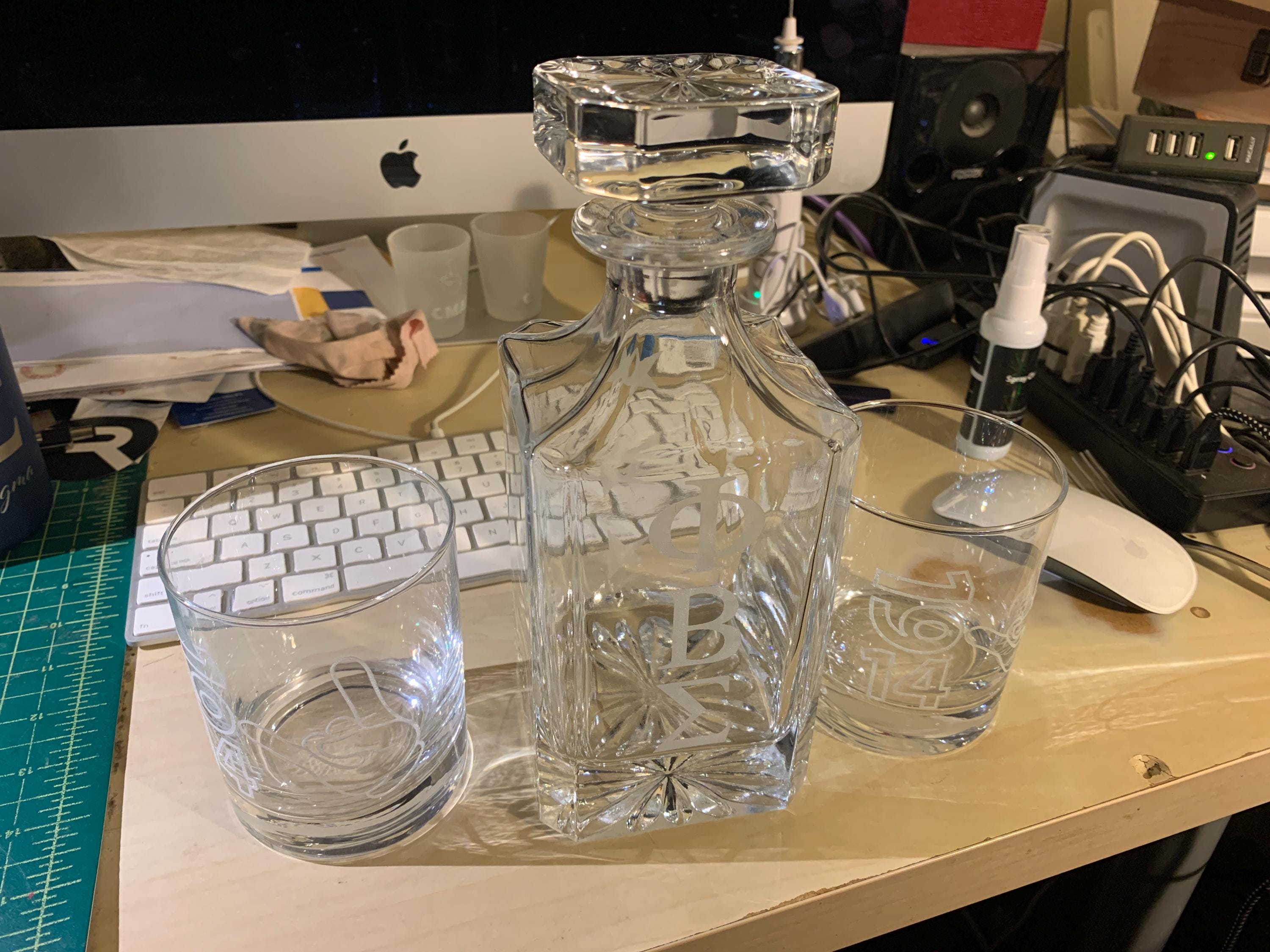 PBS Whisky Decantor And 2 Whisky Glasses