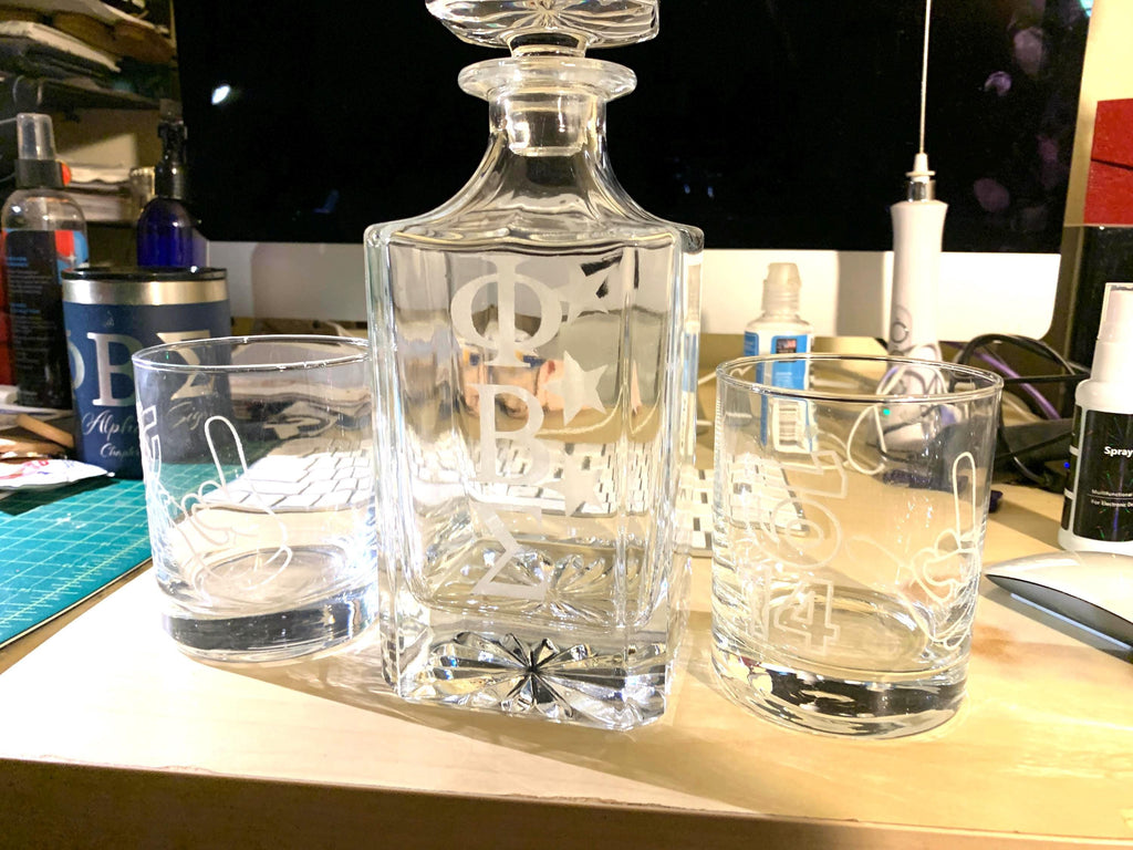 PBS Whisky Decantor And 2 Whisky Glasses